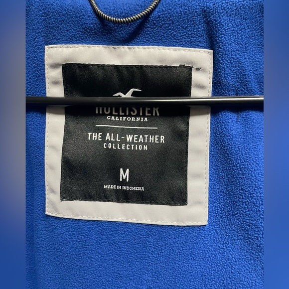 Hollister Rain Jacket - Picture 4 of 5